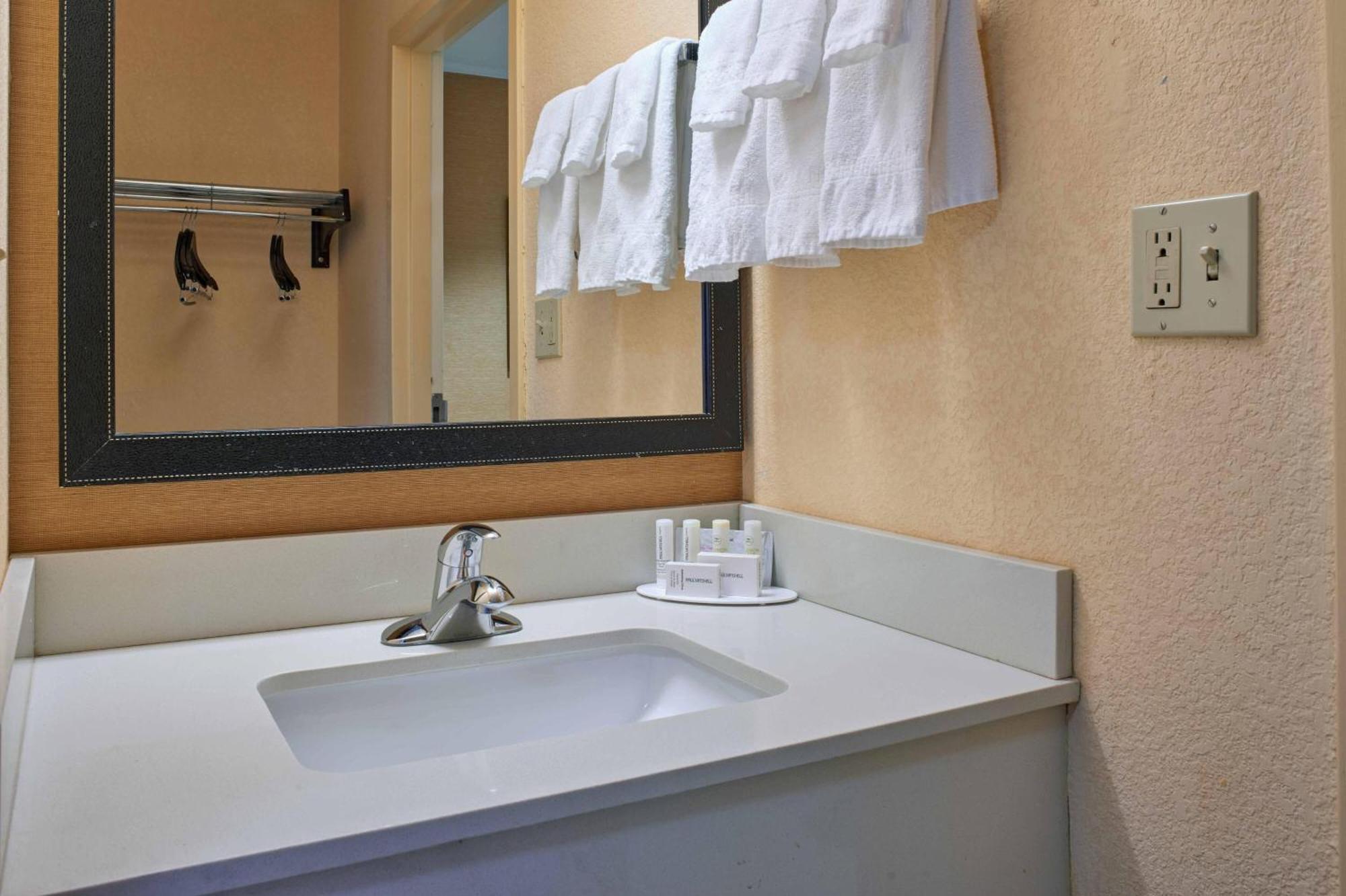 Fairfield Inn By Marriott Kalamazoo West Luaran gambar